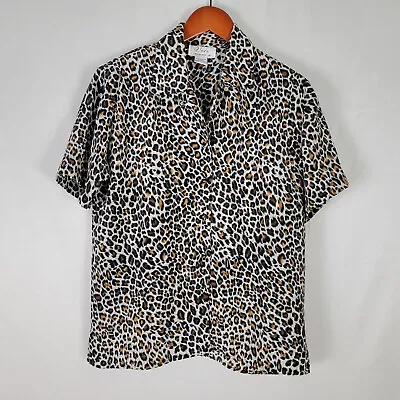 Voir Shirt Womens Medium Top Leopard Print Short Sleeve Collared Button Up • $9.88