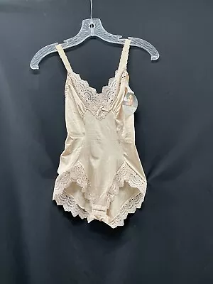 Vintage Lingerie Olga Secret Hug Size Medium 1980’s NEW With Tags • $35