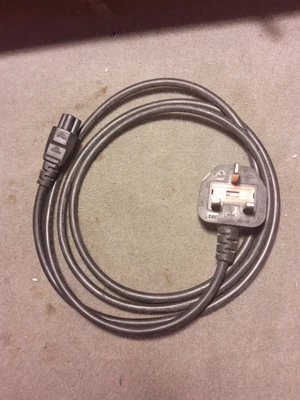 £1.50 • Buy 2 Metres UK 3 Pin Plug To C5 Clover Leaf Power Cable Cloverleaf Mains Lead