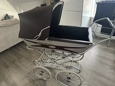 Vintage Silver Cross Coachbuilt Pram • £95