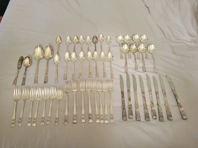 $50 • Buy Vintage Community  Silverware Flatware - Coronation - Lot Of 50
