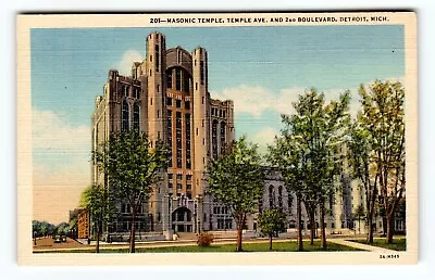 Vintage Linen Postcard ~Detroit Michigan Masonic Temple ~ 2nd Blvd & Temple Ave • $3.85