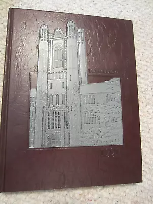 MOUNT HOLYOKE COLLEGE Yearbook LLAMARADA 1991 South Hadley Massachusetts • $14.90