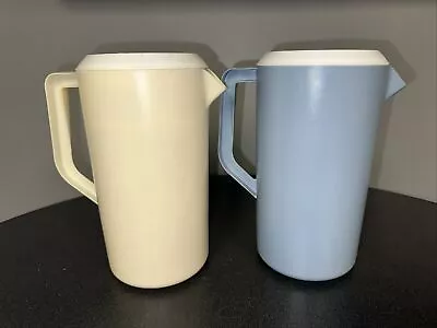 2 Vintage Rubbermaid Pitcher 2 1/4 Quart 1-Blue 2445 1-Beige J-2445 White Lids • $27.99