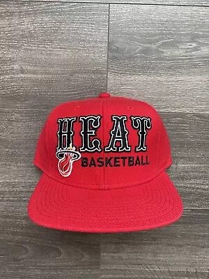 Mitchell & Ness NBA Miami Heat Snapback Hat • £15