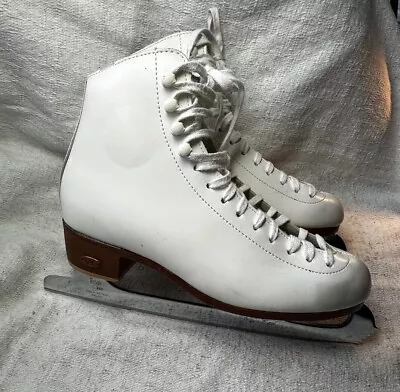 Vintage Womens REIDELL White Figure Skates Sz 6 Pre-owned • $38.95