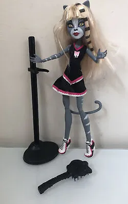 $38.90 • Buy MONSTER HIGH FEARLEADING EXCLUSIVE CHEERLEADING WERECAT TWINS Meowlody ONLY