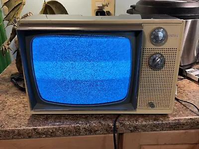 Vintage Zenith Solid State 11.5 In Retro TV Television 1970's Mid Century • $149.99