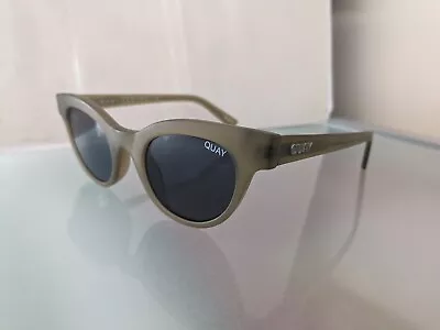 Quay Australia Star Struck 148 Sunglasses Lens Cat.3 47-17 148 Original Case • $45