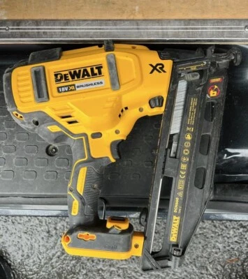 £220 • Buy DeWalt DCN660N 18V XR Brushless Cordless 2nd Fix Finish Angled Nailer Body Only