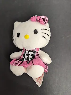 Ty Beanie Baby  Hello Kitty Plaid Pink Mini • $7.50