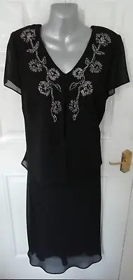 BM Bonmarche 18 Black White Embroidered Beaded Occasion Dress All In One Lined • $29.04