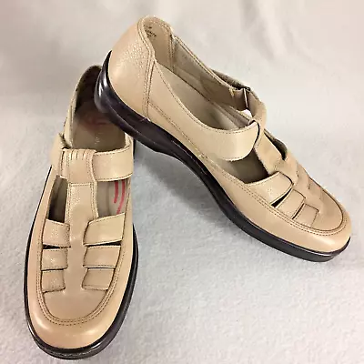 Naturalizer T Strap Woven Flats Beige Leather S63 420N76 Women Size 8 1/2 M • $14.98