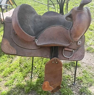 Vintage Barn Find Tooled Brown Leather 13” Saddle • $125