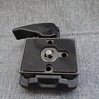 323 Quick Release Clamp Adapter With Manfrotto 200PL-14 QR Plate For Tripod • £11.95