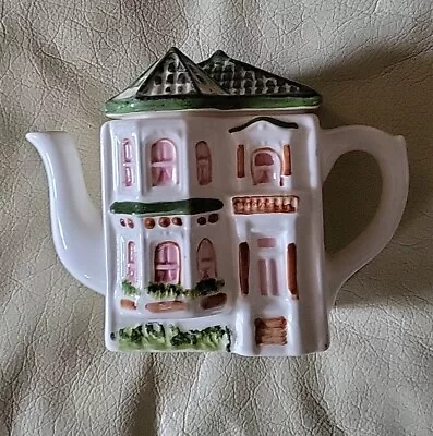 £0.99 • Buy Novelty House Cottage Teapot