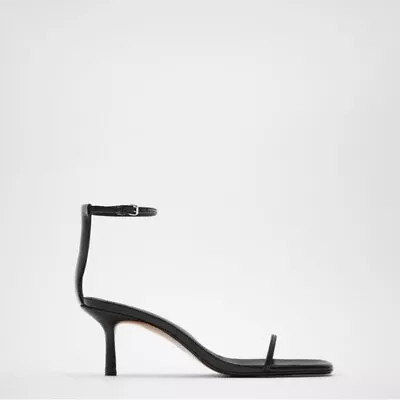 Nwt Zara Minimalist Heeled Sandals • $59