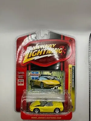 Johnny Lightning Modern Muscle II 2003 Chevy Corvette Convertible Yellow W/Card • $3.50