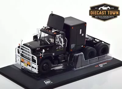 1:43 IXO Mack R-Series W/Rear Cabin 1966 Schwarz Black Towing Truck Cab TR100 • $54.95