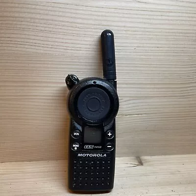 Motorola CLS1410 Black UHF 4-Channels 2-Way Radio Walkie Talkie Parts Repairs • $24.99