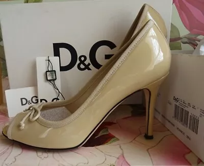 D&g Dolce Gabbana Champagne/nude Patent Peep Toe Court/pump Shoes 38.5 • £45