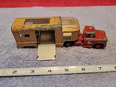 Matchbox King Size Lesney K-18 Dodge D-500 Articulated Horse Van 1969 England  • $10.95