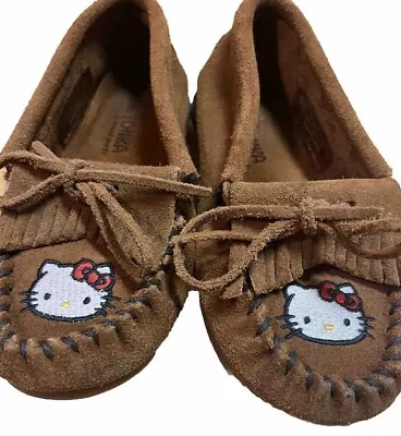 Minnetonka Size 11 Suede Moccasins Hello Kitty Limited Edition Embroidery Girls • $14.99