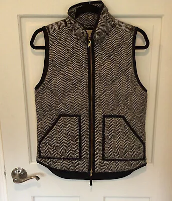 J CREW XSMALL  Black Tan Herringbone Print Full Zip Quilted Vest EUC • $12.99