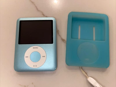 $60 • Buy Apple Ipod Nano (3rd Generation) In Blue / 8 Gb