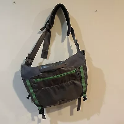 Patagonia Black Hole Messenger Bag | Laptop Shoulder Bag | Gray 22L | 49325 • $115