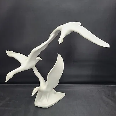 KAISER Porcelain Figure -  Three Geese In Flight  - White Bisque #390 • $79.99