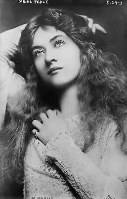 Maude Fealy Black And White 8x10 Picture Celebrity Print • $3.99