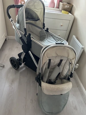 £70 • Buy Mothercare Journey Travel System Pram