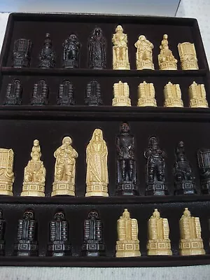 Studio Anne Carlton SAC Shakespeare & The Globe Burgundy/Ivory Chess Set Pieces • £229.99