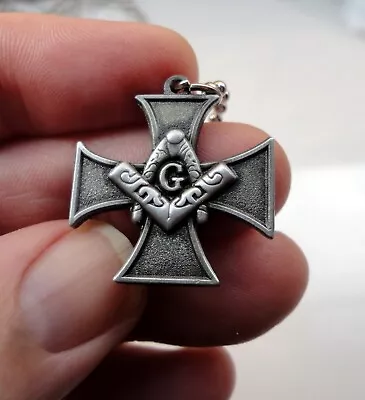 Unusual Small Freemason Maltese Cross Pendant Mason With Chain • £6.99