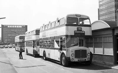 PHOTO Sheffield AEC Regent V 3151 351HWE At Pond St Bus Station In 1967 • £2.50