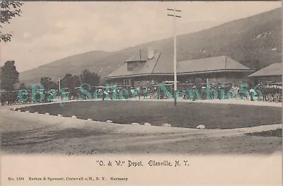 Ellenville NY - O&W RAILROAD STATION & CARRIAGES - Postcard • $15