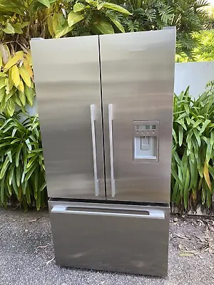 Fisher & Paykel RF610ADUX1 French Door Fridge Freezer - All Parts For Sale! • $5