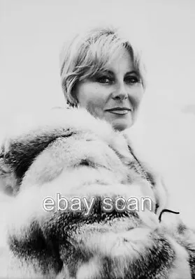 Actress Michelle Michele Morgan In Fur Coat 8x10 Photo 44 • $14.99