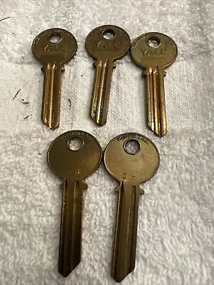 LOCKSMITH Lot Of 5 New Vintage Yale GH Keyway Key Blank Uncut Lock Shop • $8.31