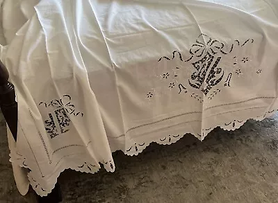Vtg Handmade White Cutwork & Embroidery Queen Flat Sheet~ • $15.99