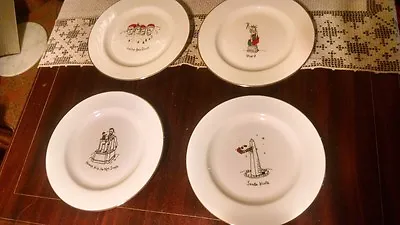 Set 4 Merry Masterpieces Xmas Dessert Plates 1st US Ed RETIRED 8  24K Rims Boxed • $14.99