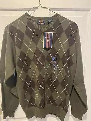 New Mens Arrow Green Argyle Sweater Size Medium • $24.99