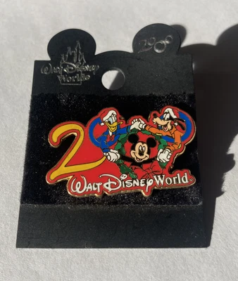 $4.99 • Buy Disney Walt Disney World 2000 Millenium Celebrate The Future Pin On Card