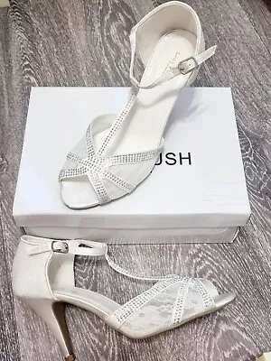 Beautiful Ivory Shoes Lace Design Size 8 Wedding  Gift • £10.99