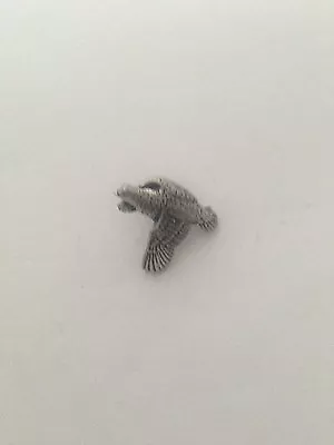 B18 Quail Fine English Pewter Bird Pin Badge • $8.20