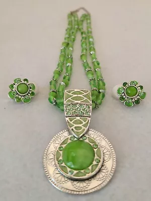 Vintage Green Glass Bead Pendant Necklace & Earring Set 10” • $65.99