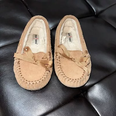 Minnetonka Moccasins Size 12 • £2.42