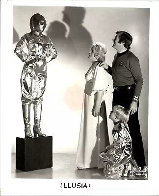 Dick Gustafson Illusia Magic Publicity Press Photo 8x10 Robot Space Magician • $12.13