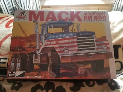  Mack Dm 800 Diesel Tractor Truck Model Kit  1/25 Scale New Sealed • $60